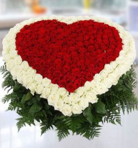 classic-heart-150-aed1889-filled-with-love-150-1-1.jpg